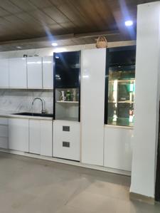 Kitchen Image of 1600 Sq.ft 3 BHK Builder Floor for rent in Sector 14 Gurgaon for Rs. 40000