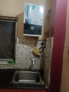 Kitchen Image of 450 Sq.ft 1 BHK Apartment / Flat for rent in Patuli Kolkata for Rs. 14000