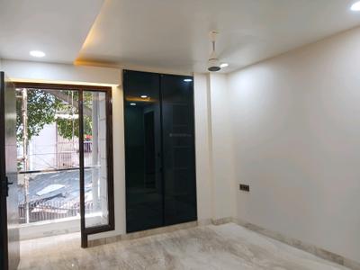 Bedroom Image of 1800 Sq.ft 3 BHK Builder Floor for sale in Kirti Nagar New Delhi for Rs. 35000000