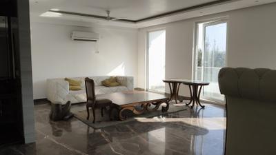 Living Room Image of 4500 Sq.ft 4 BHK Builder Floor for sale in Panchsheel Enclave New Delhi for Rs. 120000000