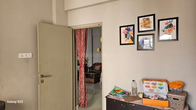 Bedroom Image of 823 Sq.ft 2 BHK Apartment / Flat for rent in Eternis, Madhyamgram Kolkata for Rs. 25000