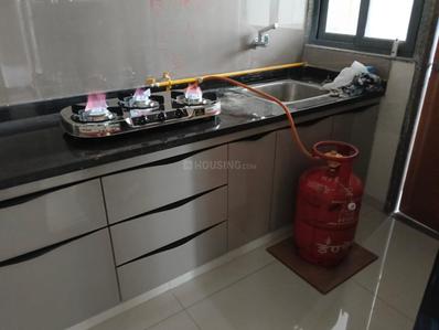 Kitchen Image of 900 Sq.ft 3 BHK Apartment / Flat for rent in Vivaan Aura, Zundal Ahmedabad for Rs. 28000