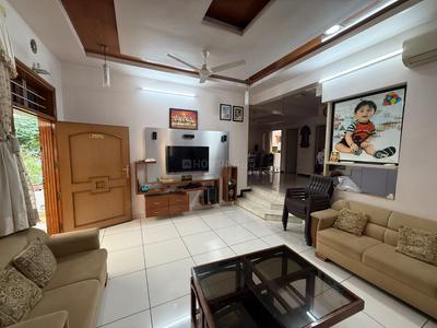Hall Image of 4000 Sq.ft 4 BHK Independent House for sale in Jagannath Plot Rajkot for Rs. 27500000