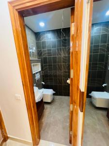 Bathroom Image of 1650 Sq.ft 3.5 BHK Builder Floor for sale in BPTP Park Elite Floors, Sector 85 Faridabad for Rs. 22500000