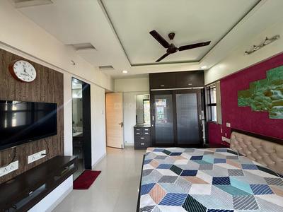 Bedroom Image of 1480 Sq.ft 3 BHK Apartment / Flat for sale in Magarpatta Roystonea, Magarpatta City Pune for Rs. 28000000