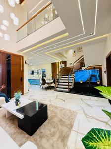 Image of 5000 Sq.ft 5 BHK Independent House for sale in Gandhi Path West, Jaipur for Rs. 32100000