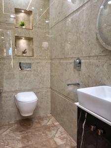 Common Bathroom Image of 810 Sq.ft 3 BHK Apartment / Flat for sale in Uttam Nagar New Delhi for Rs. 6500000
