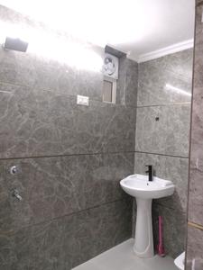 Common Bathroom Image of 1800 Sq.ft 3 BHK Apartment / Flat for sale in Golden Heights Apartments by DDA, Sector 12 Dwarka New Delhi for Rs. 25500000