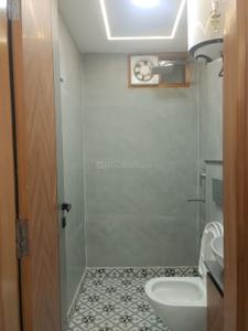 Bathroom Image of 1000 Sq.ft 2 BHK Independent House for rent in Kalkaji New Delhi for Rs. 43000