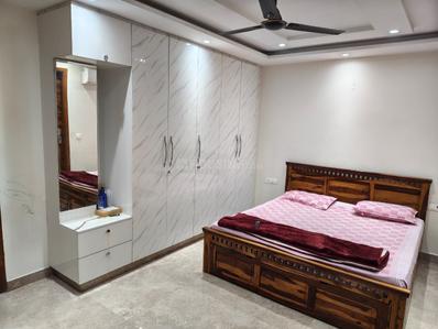 Bedroom Image of 1900 Sq.ft 4 BHK Apartment / Flat for sale in DDA Sector C Pocket 8, Vasant Kunj New Delhi for Rs. 58500000
