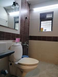 Common Bathroom Two Image of 2200 Sq.ft 4 BHK Apartment / Flat for sale in Vile Parle East Mumbai for Rs. 86000000