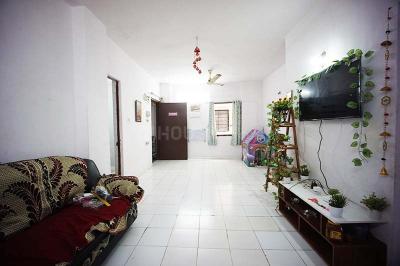 Living Room Image of 1350 Sq.ft 3 BHK Apartment / Flat for sale in Bopal Ahmedabad for Rs. 6500000