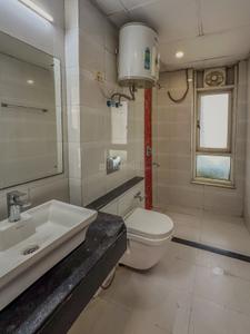 Bathroom Image of 2950 Sq.ft 3 BHK Apartment / Flat for sale in Jaypee The Kalypso Court, Sector 128 Noida for Rs. 47500000