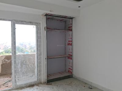 Bedroom Image of 1050 Sq.ft 2 BHK Apartment / Flat for sale in Sector 101 Noida for Rs. 4100000