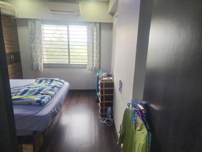 Bedroom Image of 1300 Sq.ft 2.5 BHK Apartment / Flat for rent in Jhaveri Silver Lake Vista, New Rani Bagh Indore for Rs. 32000
