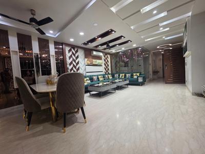 Hall Image of 3000 Sq.ft 4 BHK Builder Floor for sale in Preet Vihar New Delhi for Rs. 50000000