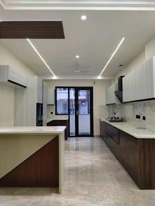 Kitchen Image of 2500 Sq.ft 4 BHK Builder Floor for sale in Ansal Versalia, Sector 67 Gurgaon for Rs. 25000000