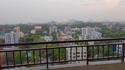 Balcony Image of 1000 Sq.ft 2 BHK Apartment / Flat for rent in Lalit Roongta Shree Tirumala Paramount Apartment, Vinay Nagar Nashik for Rs. 19000