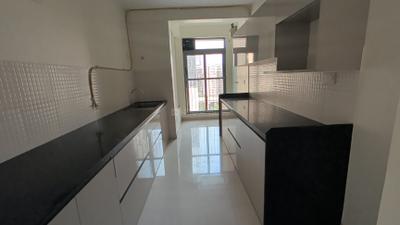 Kitchen Image of 952 Sq.ft 2 BHK Apartment / Flat for rent in Kalpataru Elitus, Mulund West Mumbai for Rs. 65000