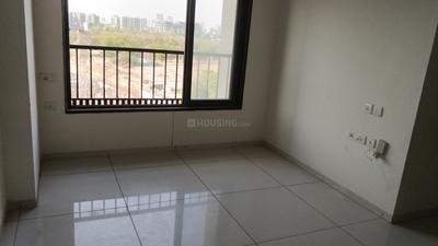 Living Room Image of 900 Sq.ft 3 BHK Apartment / Flat for sale in Orchid Sky, Shela Ahmedabad for Rs. 7500000