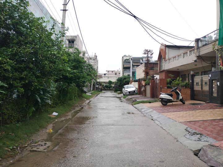 Sector 16 Main Image 1