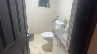 Bathroom Image of 1180 Sq.ft 1 BHK Apartment / Flat for rent in The 3C Lotus Boulevard, Sector 100 Noida for Rs. 42000