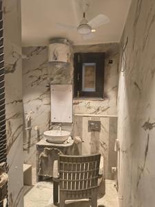 Bathroom Image of 6000 Sq.ft 7 BHK Independent House for sale in Sector 41 Noida for Rs. 93000000