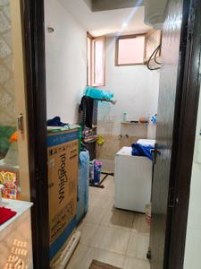 Bathroom Image of 1000 Sq.ft 2.5 BHK Builder Floor for rent in Sector 6 Gurgaon for Rs. 16000