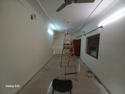 Hall Image of 1150 Sq.ft 2 BHK Apartment / Flat for rent in O C S Apartments, Mayur Vihar Phase 1 New Delhi for Rs. 38000