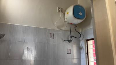 Bathroom Image of 600 Sq.ft 1 RK Builder Floor for rent in HSR Layout Bengaluru for Rs. 31000