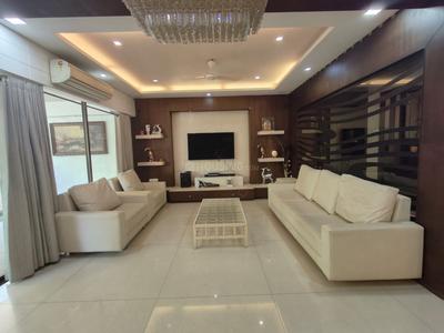 Hall Image of 3850 Sq.ft 4 BHK Apartment / Flat for sale in Aaryavart Skies, Ambawadi Ahmedabad for Rs. 32000000