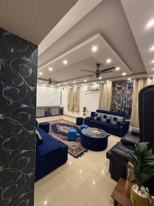 Hall Image of 955 Sq.ft 2 BHK Apartment / Flat for sale in Omicron II Greater Noida for Rs. 7800000