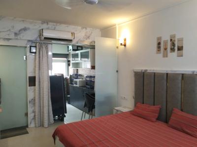 Bedroom Image of 364 Sq.ft 1 RK Apartment / Flat for rent in DLF Capital Greens Phase 1 And 2, Karampura New Delhi for Rs. 26000