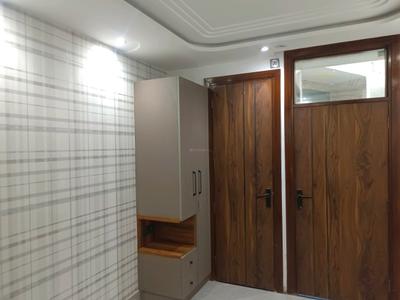 Bedroom Image of 530 Sq.ft 2 BHK Apartment / Flat for sale in Mahavir Enclave New Delhi for Rs. 6200000