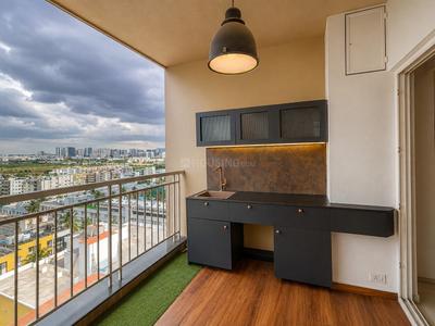 Balcony Image of 1800 Sq.ft 3 BHK Apartment / Flat for rent in Vaswani Menlo Park, Munnekollal Bengaluru for Rs. 90000