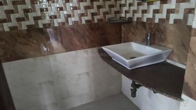 Image of 1750 Sq.ft 3 BHK Apartment / Flat for rent in Kankaria, Ahmedabad for Rs. 25000