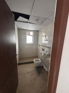 Bathroom Image of 3000 Sq.ft 3 BHK Apartment / Flat for rent in Godrej Air, Sector 85 Gurgaon for Rs. 47000