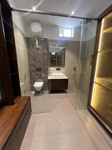 Bathroom Image of 6500 Sq.ft 4 BHK Independent House for sale in Aarone Countywalk Villa, County Walk Township Indore for Rs. 65000000