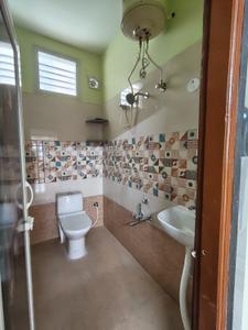 Bathroom Image of 1100 Sq.ft 3 BHK Independent House for rent in K R Puram Bengaluru for Rs. 30000