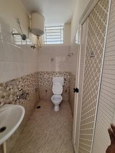 Bathroom Image of 980 Sq.ft 2 BHK Builder Floor for rent in Arakere Bengaluru for Rs. 25000