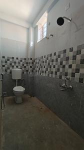 Bathroom Image of 800 Sq.ft 2.5 BHK Builder Floor for rent in Raj Minal Residency, Ayodhya Bypass Bhopal for Rs. 30000