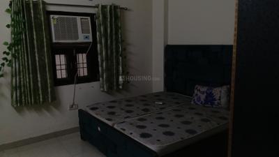 Bedroom Image of 650 Sq.ft 2 BHK Builder Floor for rent in Sector 23 Dwarka New Delhi for Rs. 27000