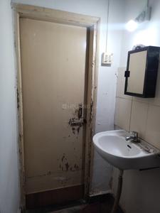 Bathroom Image of 775 Sq.ft 1 BHK Apartment / Flat for rent in Gole Colony Nashik for Rs. 12000