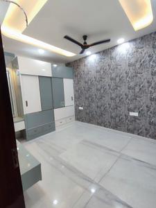 Bedroom Image of 1225 Sq.ft 4 BHK Builder Floor for sale in Pitampura New Delhi for Rs. 13000000