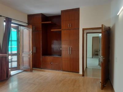 Bedroom Image of 2640 Sq.ft 3 BHK Independent House for rent in Sector 41 Gurgaon for Rs. 70000