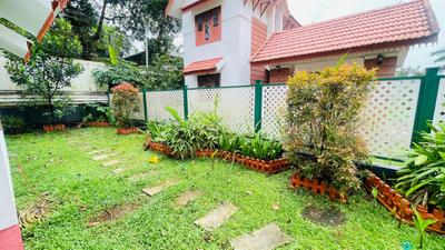 Image of 3600 Sq.ft 5 BHK Villa for sale in Aluva, Kochi for Rs. 29000000