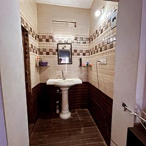 Bathroom Image of 720 Sq.ft 5 BHK Independent House for sale in Konthamuru Rajahmundry for Rs. 5500000