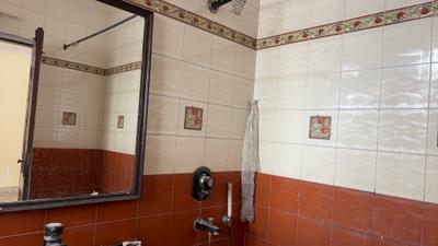 Image of 2700 Sq.ft 3 BHK Builder Floor for rent in DLF Phase 2, Gurgaon for Rs. 60000