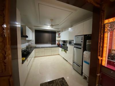 Kitchen Image of 2200 Sq.ft 4 BHK Builder Floor for sale in Preet Vihar New Delhi for Rs. 45000000