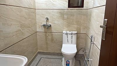 Image of 950 Sq.ft 2 BHK Builder Floor for rent in Palam Vihar Extension, Gurgaon for Rs. 27000